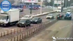 Появилось видео с другого ракурса ДТП с переворотом «Приоры» в Новочеркасске