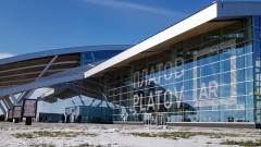 Из аэропорта под Новочеркасском пассажирку поместили в обсерватор с подозрением на омикрон-штамм коронавируса