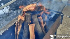 С 1 марта разрешат жарить мясо на мангалах около дома, а на участках – сжигать мусор