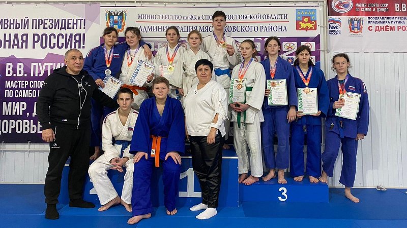 Новочеркасские спортсмены завоевали множество медалей на первенстве области по дзюдо