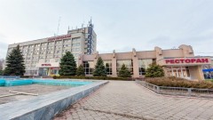 В Новочеркасске создадут проект благоустройства площади перед гостиницей на проспекте Баклановском