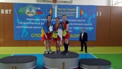 Спортсменка из Новочеркасска завоевала «бронзу» чемпионата ЮФО по тяжелой атлетике